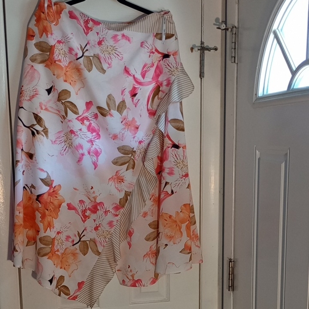 Calvin Klein Floral Zipper, Skirt - Pink and Orange With Tan & White Strips P.O.